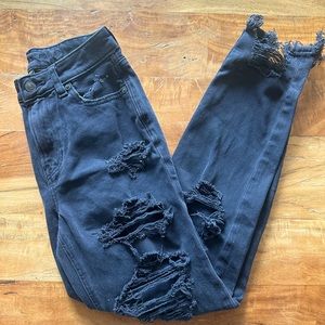 American Eagle Black Ripped Mom Jean Size 0